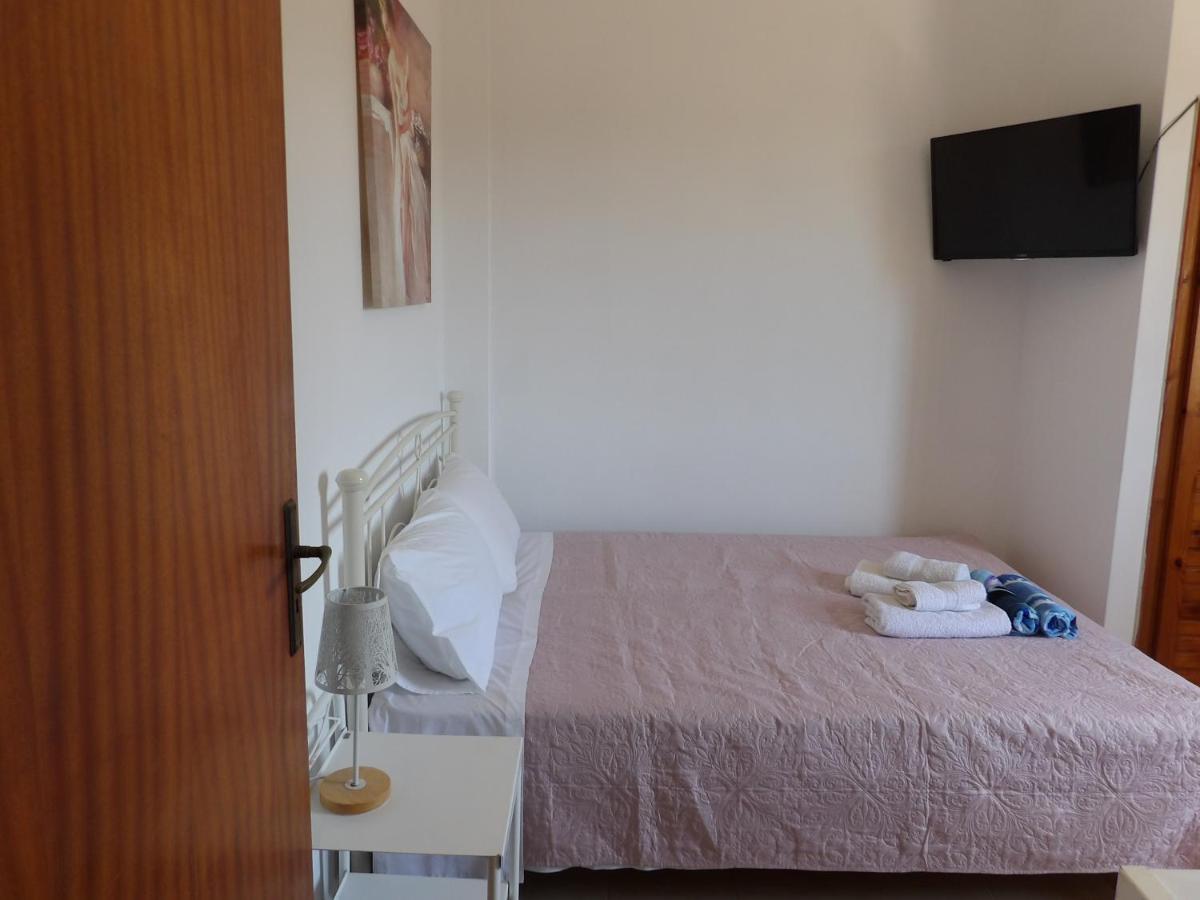 Teo 1 Apartment Gouves Bagian luar foto