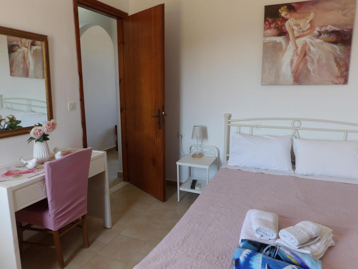 Teo 1 Apartment Gouves Bagian luar foto