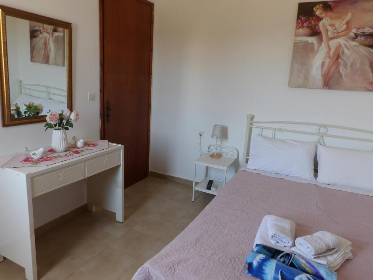 Teo 1 Apartment Gouves Bagian luar foto