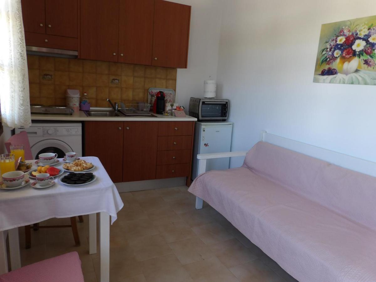 Teo 1 Apartment Gouves Bagian luar foto